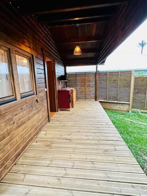 Bungalow Cosy, Tout Confort Saint-Joseph Exterior foto